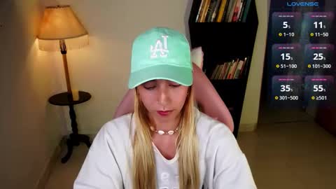 I AM JENN  online show from 01.09.26