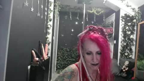 SaucySky online show from 02.27.26