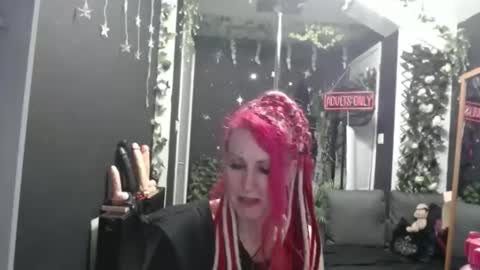 SaucySky online show from 03.08.26