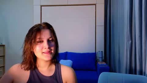 Snapshot of sav_anna chatting on 10.10.25 LUNA and ANNA online show from 10.10.25