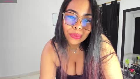 Snapshot of sava_lee chatting on 02.07.25 Sava lee online show from 02.07.25