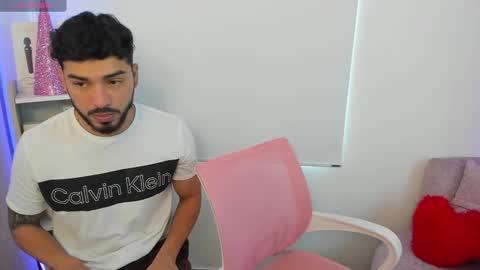 savagesweethearts online show from 12.30.24