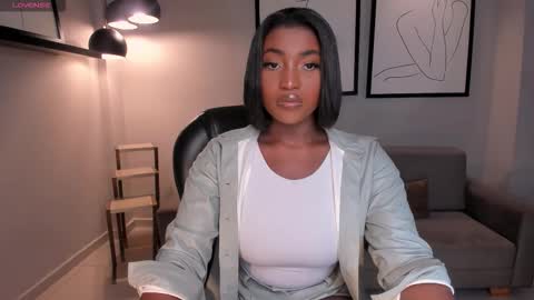 S a v a n n a h  online show from 10.18.25