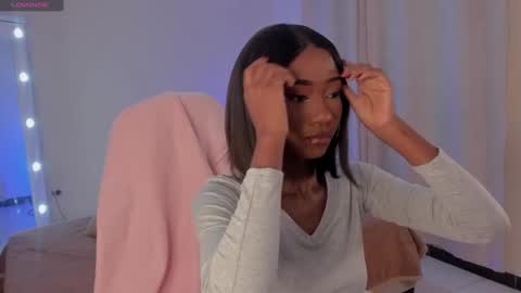 Savannahwildee online show from 02.05.25