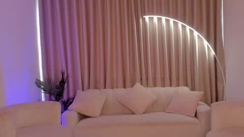 Savannahwildee online show from 09.14.25