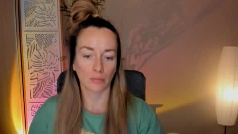 save the qween online show from 02.14.26