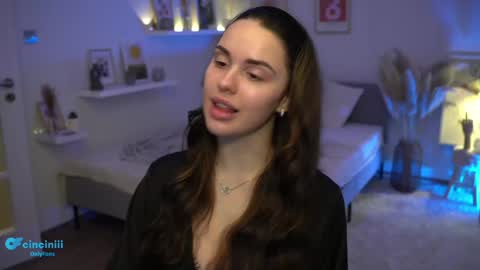 Naomi online show from 01.09.25