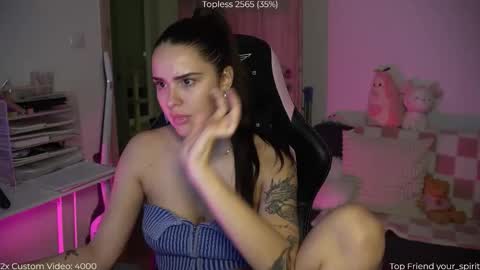 Naomi online show from 11.11.25