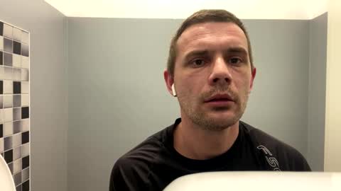 Snapshot of sawa08051989 chatting on 11.18.25 chamomile online show from 11.18.25