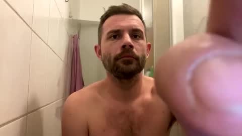 Snapshot of sawa08051989 chatting on 12.16.25 chamomile online show from 12.16.25