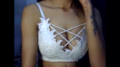 Snapshot of saxee_love chatting on 12.02.25 saxee online show from 12.02.25