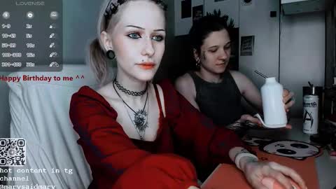 pronoun she. name Mary. age 21. online show from 10.02.25