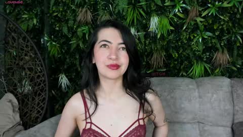 Saya Amaretto  online show from 09.09.25