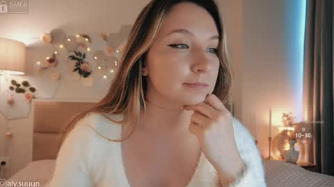 Alyson or just Aly   online show from 04.14.26