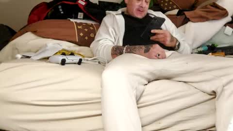 Snapshot of sayhi2mylilguy chatting on 02.11.25 sayhi2mylilguy online show from 02.11.25