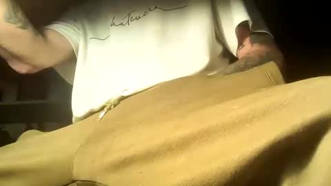 Snapshot of sbamx chatting on 11.20.25 Sbamx online show from 11.20.25