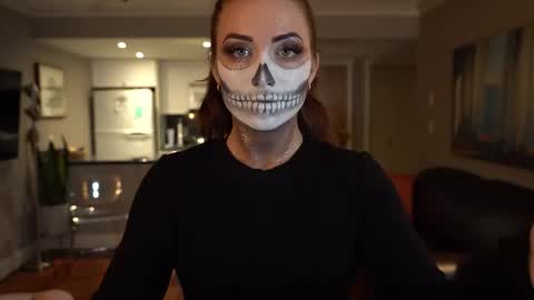 scarlajade online show from 10.31.25