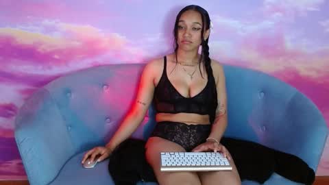 Snapshot of scarleett_ebony chatting on 11.04.25 scarleett_ebony online show from 11.04.25