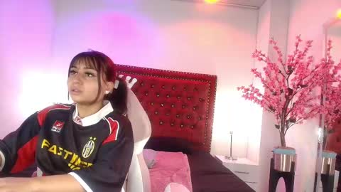 Scarlet online show from 10.02.25