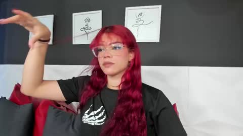 Snapshot of scarlet_castro chatting on 09.29.25 Scarlet online show from 09.29.25