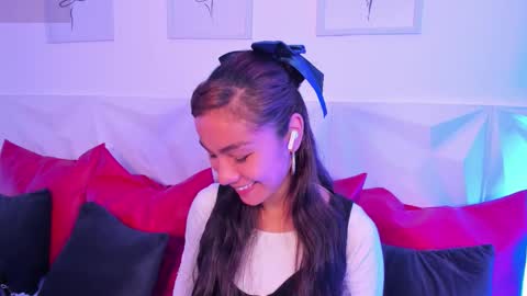 Scarlet online show from 03.19.26