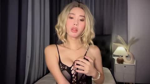 sweet scarlete online show from 05.31.26