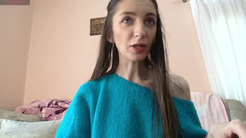 Scarlet online show from 04.17.26