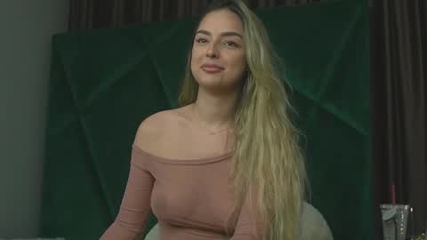 Scarlet online show from 09.22.25