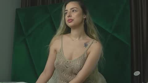 Scarlet online show from 10.20.25