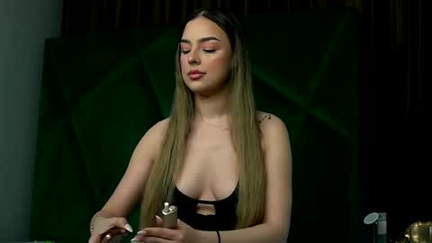 Scarlet online show from 03.03.26