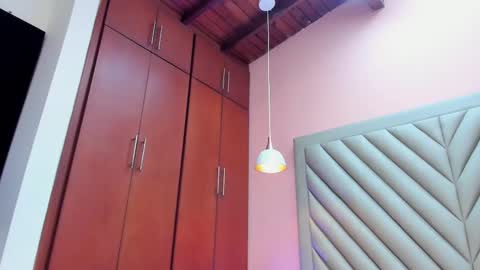 Scarlet Dayana online show from 03.04.25