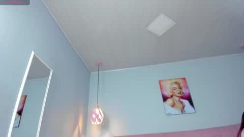 Scarlet  online show from 01.13.25