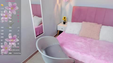 Scarlet  online show from 02.07.25