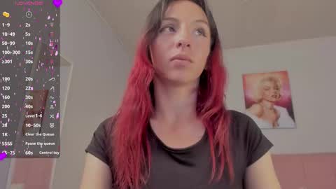 Scarlet  online show from 03.07.25