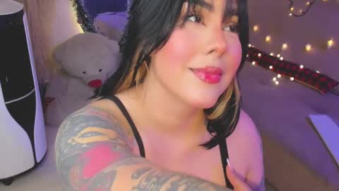 Scarleth... but not Scarleth Johansson. online show from 12.20.24