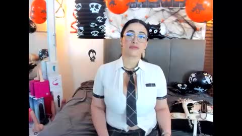 scarleth online show from 10.24.25