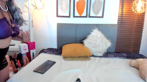 scarleth online show from 11.15.25