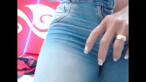 Snapshot of scarlethchannel chatting on 10.29.25 Scarleth online show from 10.29.25