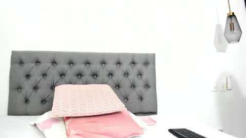 Snapshot of scarlethxs chatting on 01.31.26 SOFI online show from 01.31.26