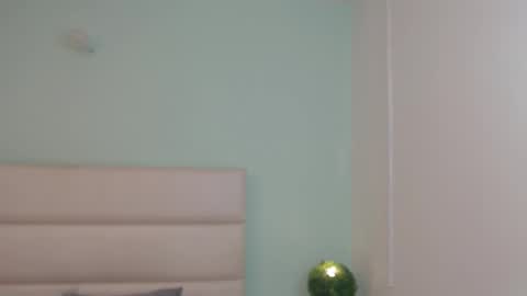 scarlet  online show from 03.01.26