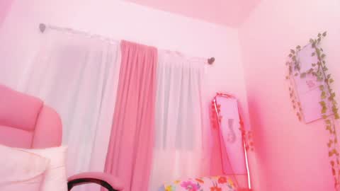 Scarletliz online show from 12.29.24