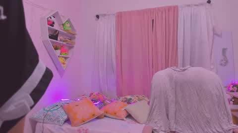 Scarletliz online show from 02.24.25