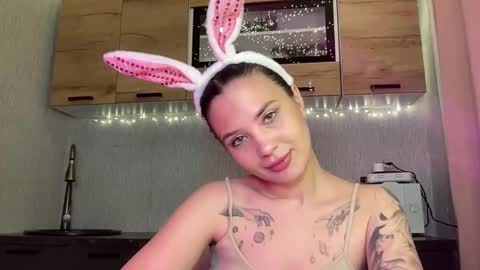 scarletpetal online show from 12.19.25