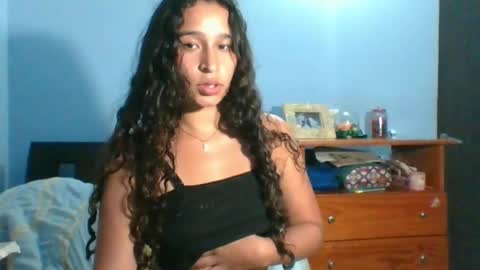 Snapshot of scarletscott_ chatting on 01.11.25 Nataly online show from 01.11.25