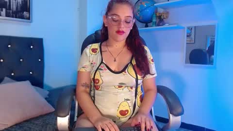 Scarlett online show from 10.09.25