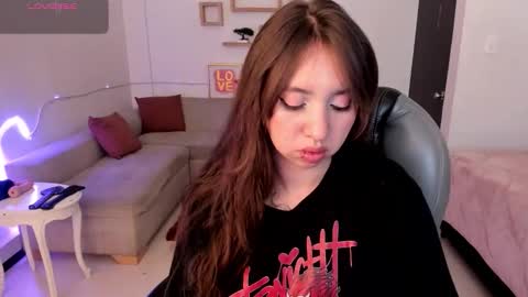 Scarlett online show from 11.04.25