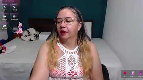 Scarlett  online show from 10.10.25