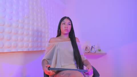 Snapshot of scarlett_fox_atelier chatting on 07.01.26 scarlett_fox_atelier online show from 07.01.26