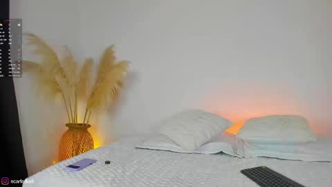 scarlet  online show from 11.25.25