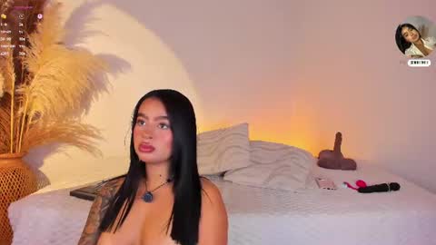 Snapshot of scarlett_keitt chatting on 06.23.26 scarlet online show from 06.23.26